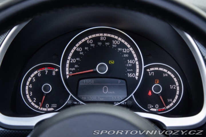 Volkswagen Beetle Cabrio 2.0 TSI Sport DSG 2014