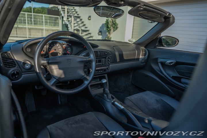 Porsche Boxster 2.7 986 manuál, hardtop 2000