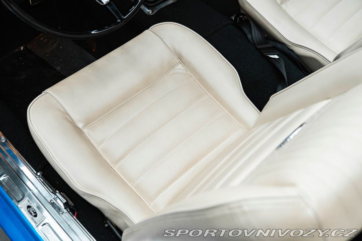 Ford Mustang Cabriolet V8, Komplet ren 1966