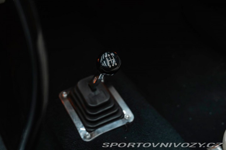 Ford Mustang Cabriolet V8, Komplet ren 1800