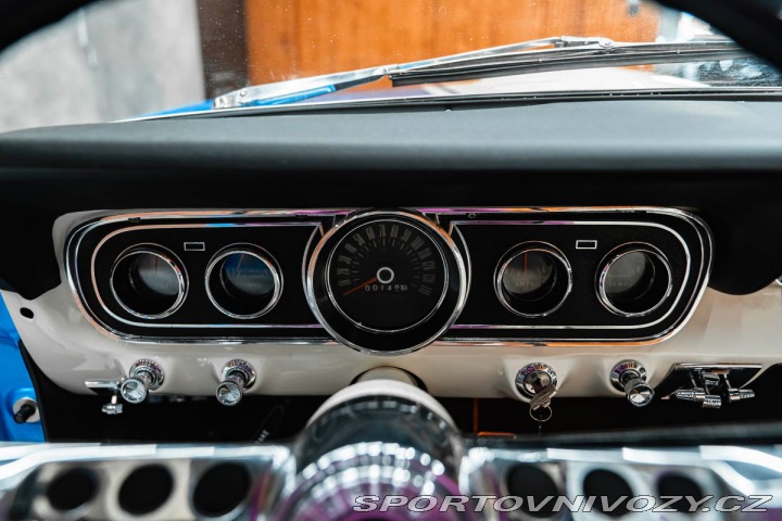 Ford Mustang Cabriolet V8, Komplet ren 1966