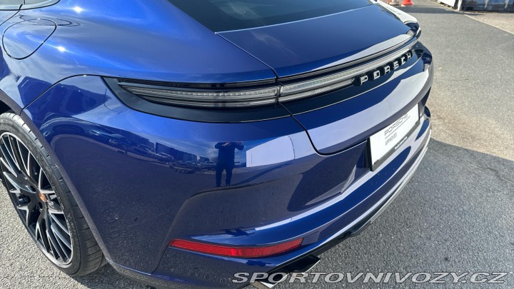 Porsche Panamera 4S E-Hybrid 2025