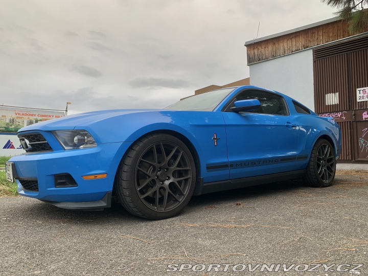 Ford Mustang 2011