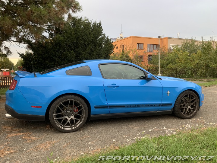 Ford Mustang 2011