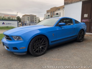 Ford Mustang  2011