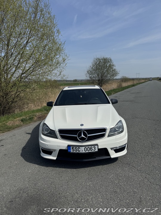 Mercedes-Benz C C63 W204 2011