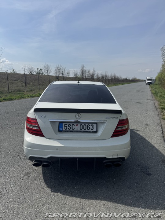 Mercedes-Benz C C63 W204 2011