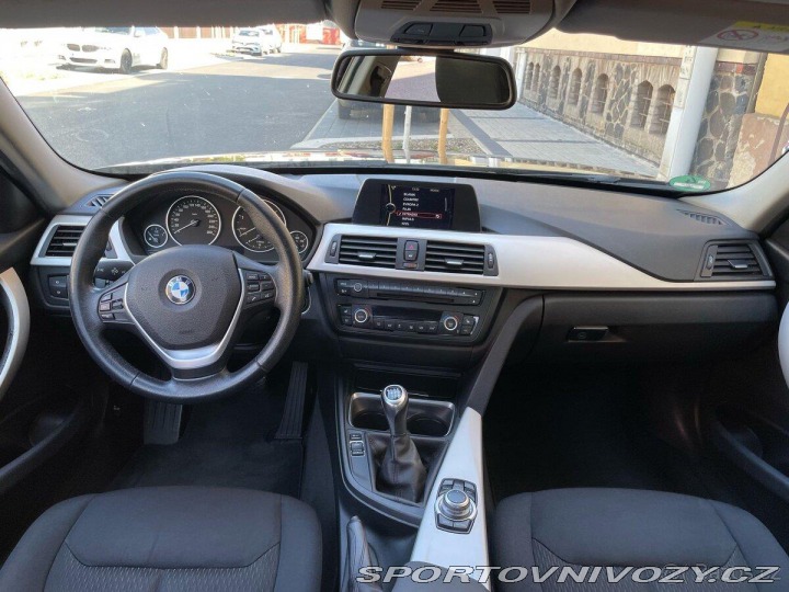 BMW 3 2,0 316d LUXURY LINE 2013