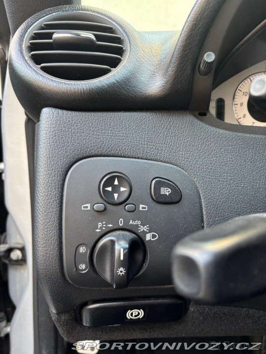 Mercedes-Benz CLK 3,0 280 2006