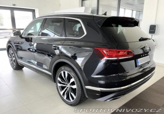 Volkswagen Ostatní modely Touareg 3,0 Atmosphere  TDI Tiptr 2018