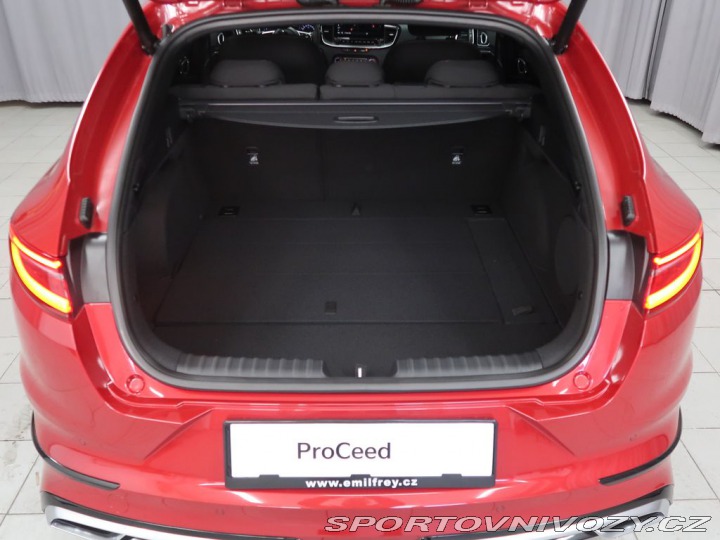 Kia ProCeed GT Line - K odběru IHNED 2025