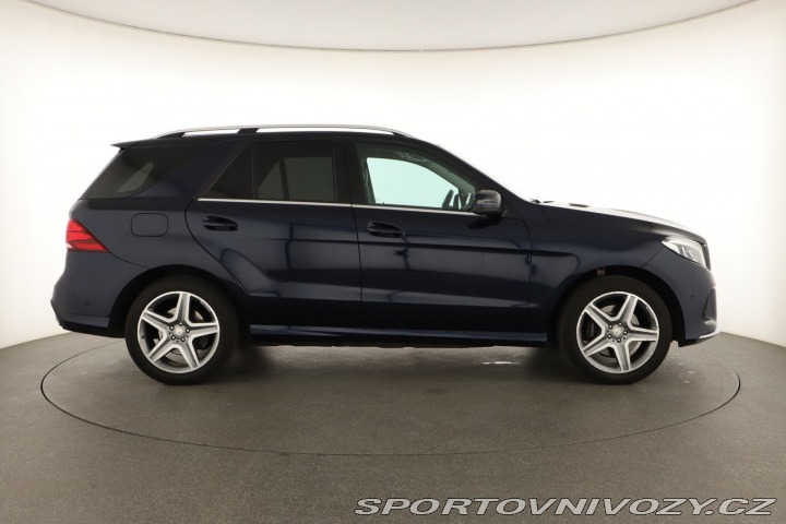 Mercedes-Benz Ostatní modely GLE AMG Line GLE 350d 2016