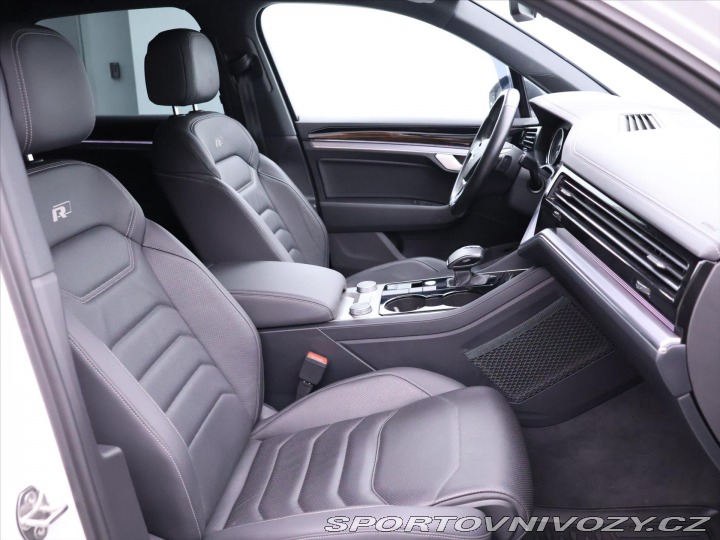 Volkswagen Ostatní modely Touareg 3,0 TDI V6 R-line CZ DPH 2019