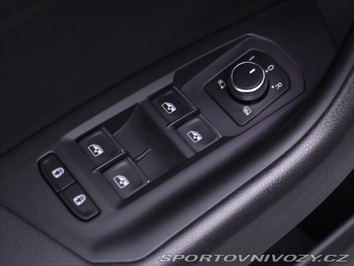 Volkswagen Ostatní modely Touareg 3,0 TDI V6 R-line CZ DPH 2019