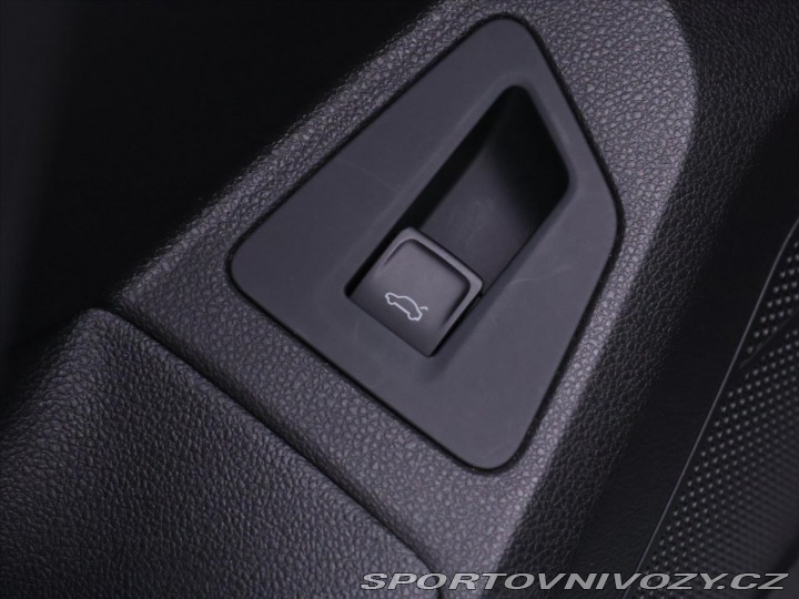 Volkswagen Ostatní modely Touareg 3,0 TDI V6 R-line CZ DPH 2019
