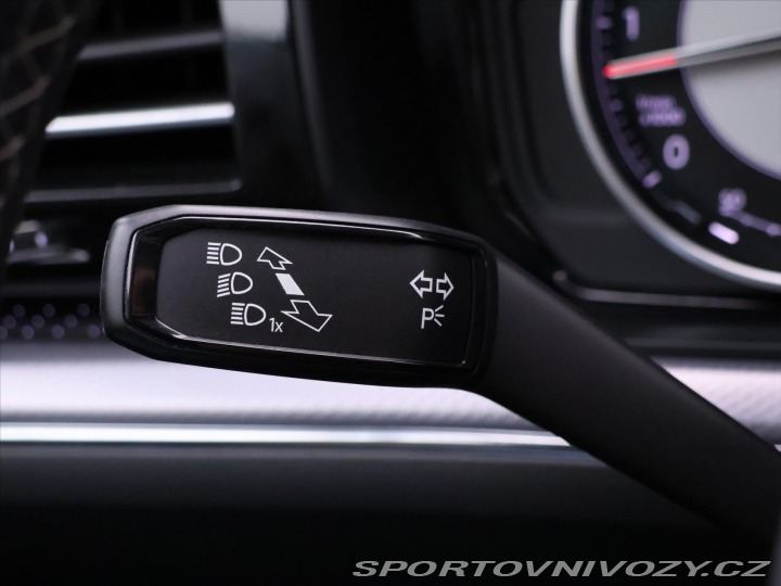 Volkswagen Ostatní modely Touareg 3,0 TDI V6 R-line CZ DPH 2019