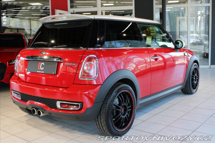 Mini Cooper S 135kW Manual 2011