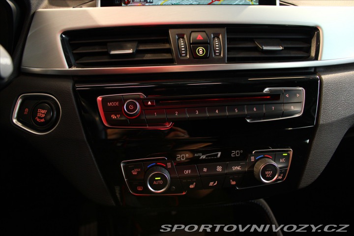 BMW X1 xDrive20d M Sport HUD / 2016