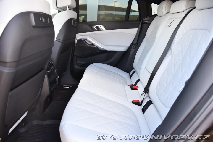 BMW X6 xDrive30d REZERVACE 2023