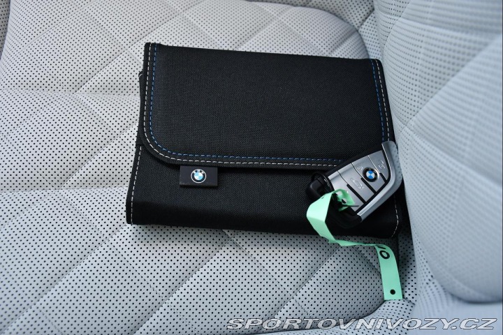 BMW X6 xDrive30d REZERVACE 2023