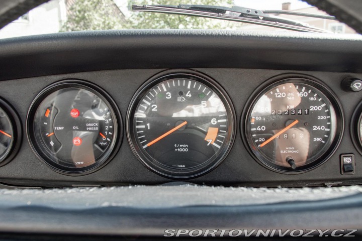 Porsche 911 CARRERA KABRIO 3.2 G50 SK 1987