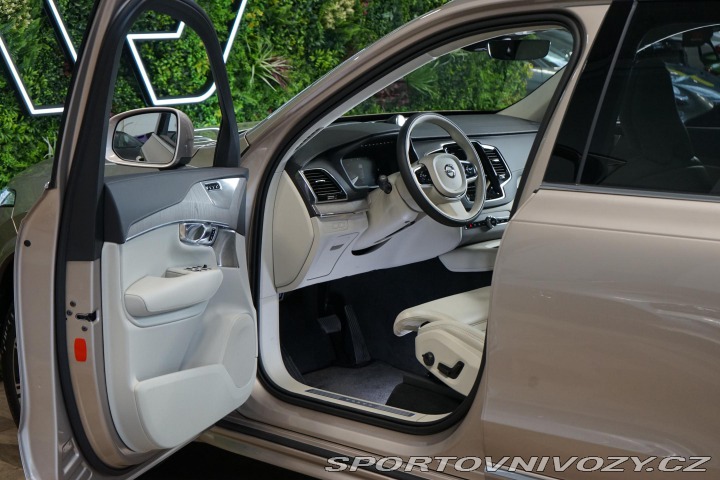 Volvo Ostatní modely XC90 T8 AWD Recharge B&W N 2024