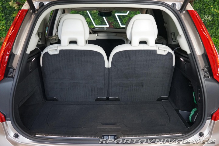 Volvo Ostatní modely XC90 T8 AWD Recharge B&W N 2024