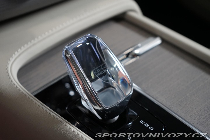Volvo Ostatní modely XC90 T8 AWD Recharge B&W N 2024