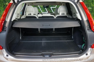 Volvo Ostatní modely XC90 T8 AWD Recharge B&W N 2024