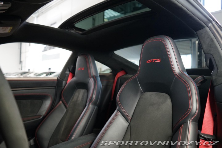 Porsche 911 Carrera 4 GTS Manuál PDLS 2022