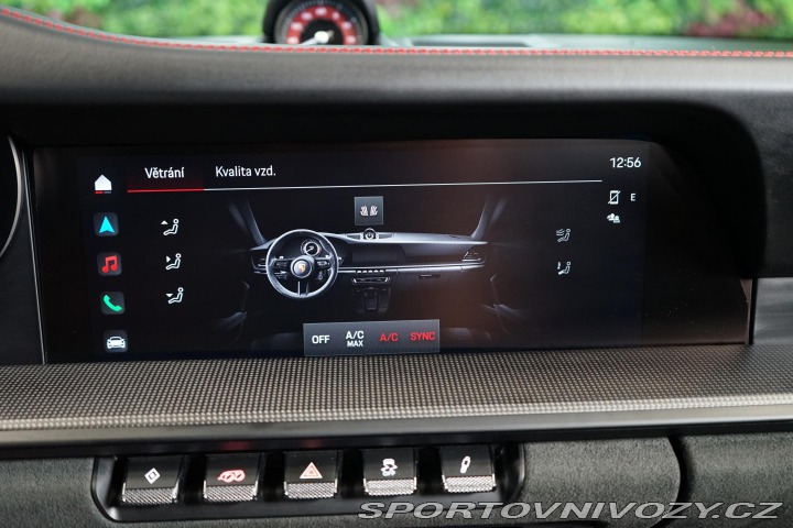 Porsche 911 Carrera 4 GTS Manuál PDLS 2022