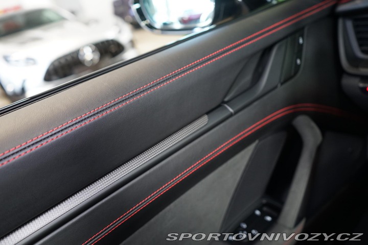 Porsche 911 Carrera 4 GTS Manuál PDLS 2022