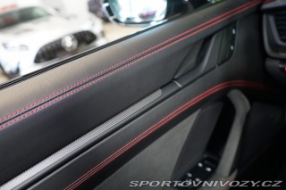 Porsche 911 Carrera 4 GTS Manuál PDLS 2022