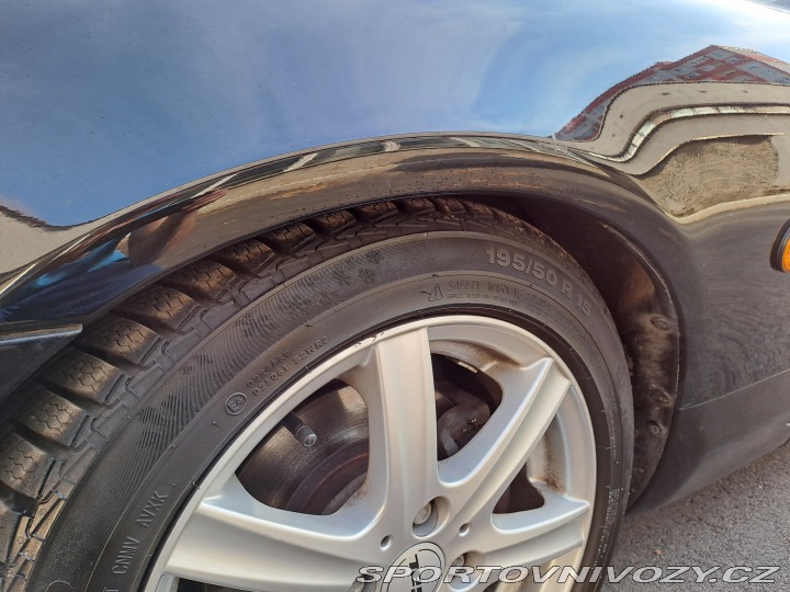 Mazda MX-5 1.9i,107kW,samosvorný dif 2004