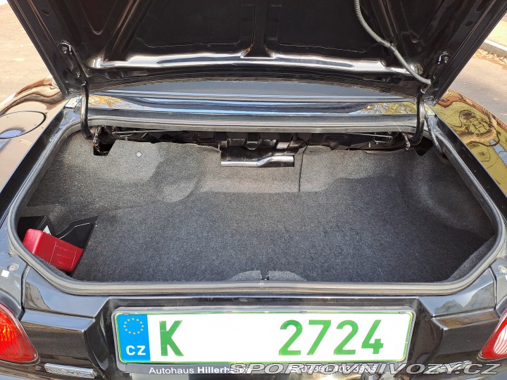 Mazda MX-5 1.9i,107kW,samosvorný dif 2004