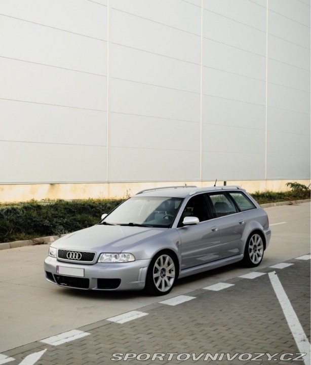 Audi RS4 B5 2000