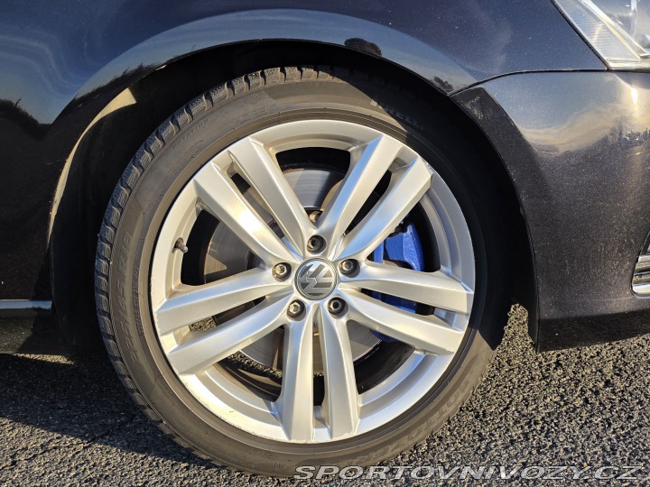 Volkswagen Ostatní modely VW Passat B7 3.6 VR6 2011
