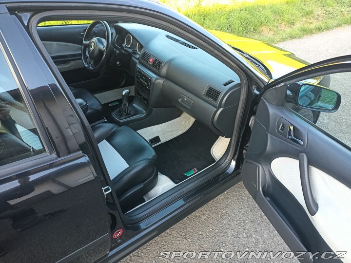 Škoda Octavia RS 2001