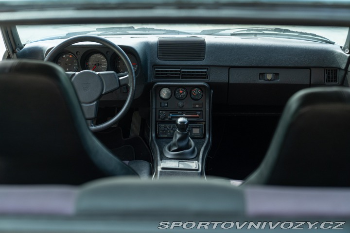 Porsche 924 1985