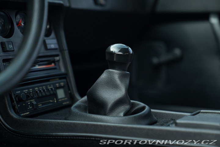 Porsche 924 1985