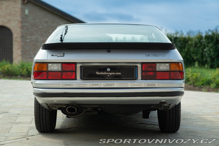 Porsche 924 1985