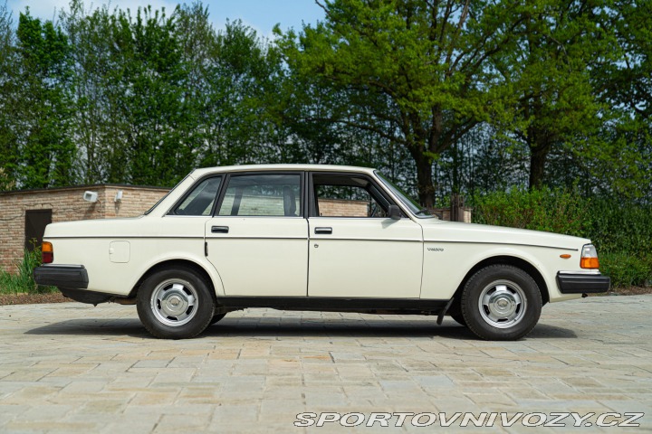 Volvo Ostatní modely 244 GL 1982