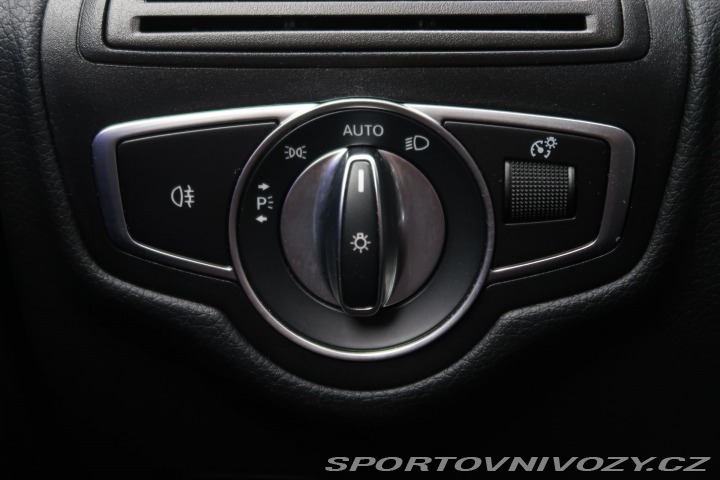 Mercedes-Benz Ostatní modely GLC AMG Line GLC 300 d 4MATIC 2020