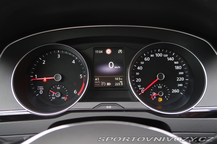 Volkswagen Ostatní modely Passat Highline 2.0 BiTDI 2016