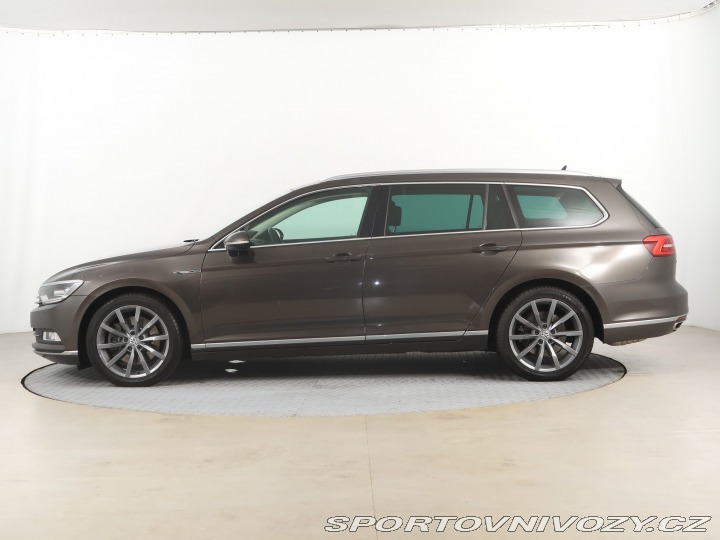 Volkswagen Ostatní modely Passat Highline 2.0 BiTDI 2016