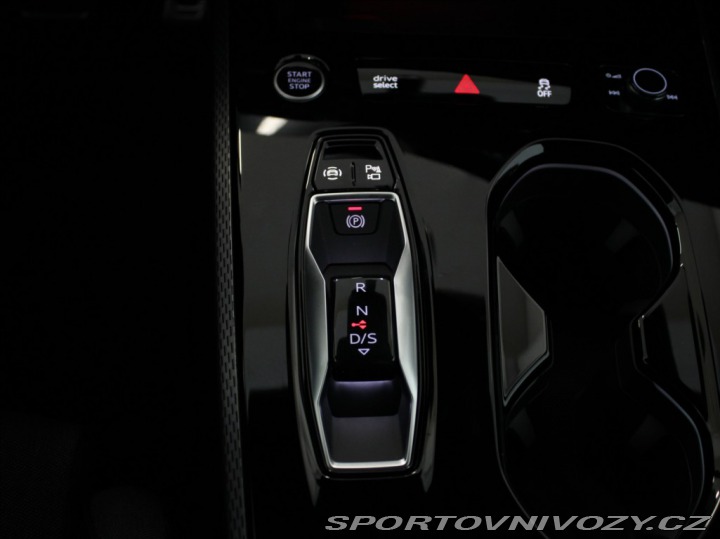 Audi A5 2,0 40TDi Quattro S-Line 2025
