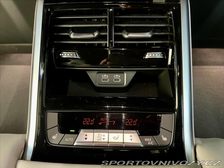 BMW M8 GRAN COUPE COMPETITION xD 2022