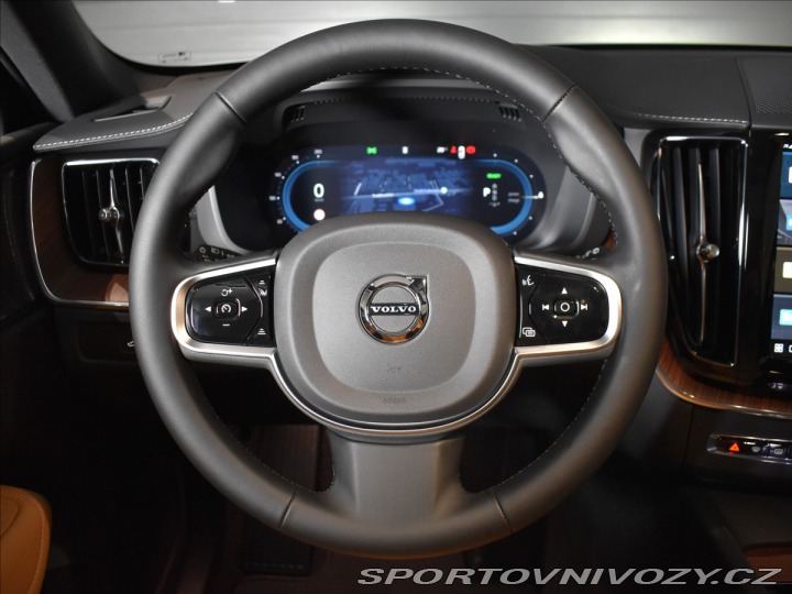 Volvo Ostatní modely XC60 2,0 T6 AWD Ultra Dark Pl 2025