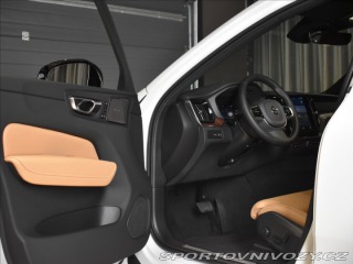 Volvo Ostatní modely XC60 2,0 T6 AWD Ultra Dark  Pl 2025