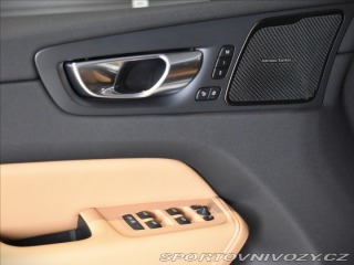 Volvo Ostatní modely XC60 2,0 T6 AWD Ultra Dark  Pl 2025